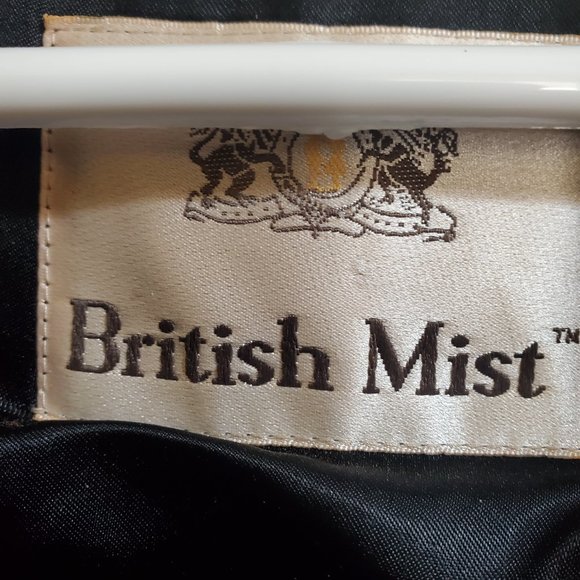 British Mist Trench Coat - Picture 3 of 5